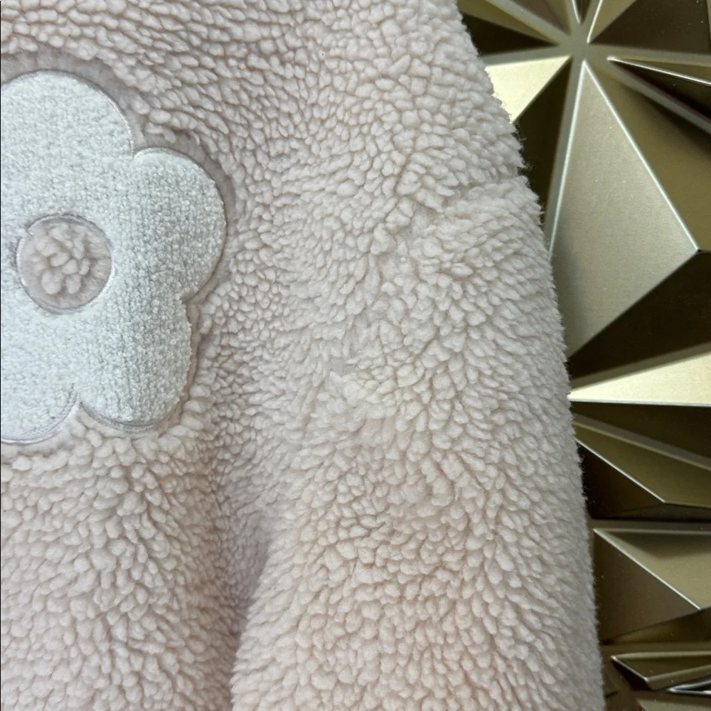 Mark Edwards Studio Cozy Cream Floral Teddy Sherpa Jacket - Picture 7 of 10